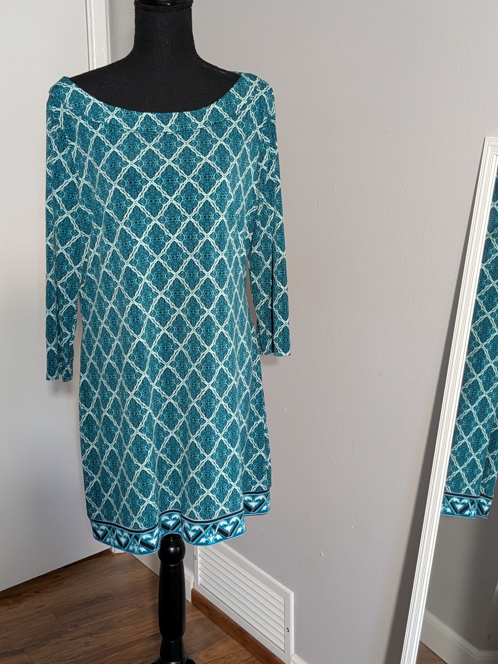 White House Black Market Teal Patterned Long Sleeve Shift Dress